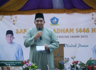 Bupati dan Wakil Bupati Bintan Perdana Safari Ramadhan di Masjid Al Kautsar Toapaya Utara