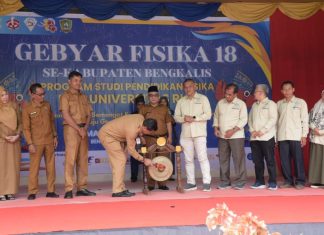 Gebyar Fisika Bengkalis: Staf Ahli Bupati Harapkan Lahirnya Ilmuwan Muda Inovatif