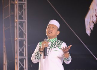 Ribuan Warga Bintan Hadiri Tabligh Akbar Bersama Ustadz Das’ad Latif