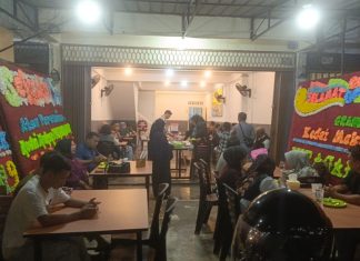 Tiga Bersaudara Buka Kedai di Panjaitan Tanjungpinang, Pengunjung: “Semua Enak”