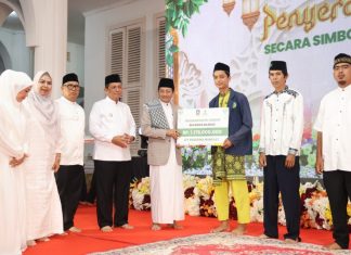 Menag Hadiri Isra Mikraj di Kepri, BAZNAS Salurkan Bantuan Rp1,487 Miliar