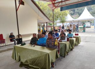 Stabilkan Harga Sembako, Polres Anambas Adakan Pasar Murah untuk Warga