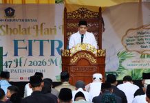 Khutbah Idul Fitri di Bintan: Bupati Roby Ajak Jaga Kebersamaan dan Silaturahmi