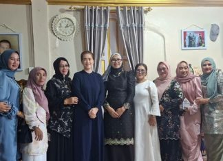 Open House Idulfitri, Sinta Aneng dan TP-PKK Palmatak Pererat Silaturahmi