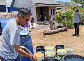 Hampir 300 Ton Air Bersih Disediakan Pemkab Bintan untuk Warga Terdampak