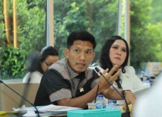 Berpacu dengan Waktu, Pansus LKPJ Batam Tetap Gelar Rapat di Hari Libur