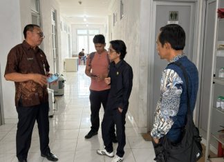 Anggota DPRD Anambas Hino Faisal Tinjau Korban Keracunan MBG, Desak Evaluasi Menyeluruh