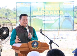 Tanam Bersama di Bintan Buyu, Sekda Ronny Kartika: Kolaborasi Kunci Kemajuan Pertanian Bintan