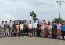 Bupati Aneng Serahkan Mobil Operasional Sampah untuk Tarempa Barat, Warga Diminta Jaga Kebersihan