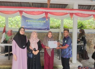 Pemdes Tarempa Timur Salurkan BLT Mei, 12 Keluarga Terima Bantuan