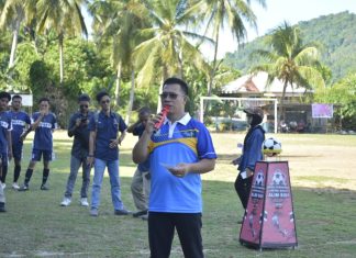 Turnamen Sepak Bola Desa Mubur Resmi Bergulir, Bupati Aneng Ajak Pemuda Jaga Kekompakan