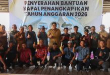 Serahkan Kapal & Boat Pancung, Bupati Bintan: Potensi Laut Harus Dikelola Nelayan Sendiri