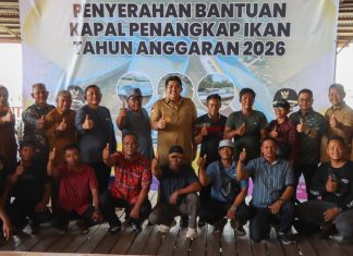 Serahkan Kapal & Boat Pancung, Bupati Bintan: Potensi Laut Harus Dikelola Nelayan Sendiri