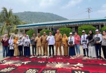 Bupati Anambas Serahkan Bantuan Sekolah, Rp5 Miliar Disiapkan untuk 709 Siswa